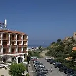 Talao Hotel 3*