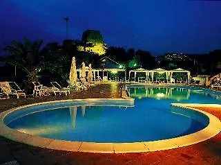 Talao Hotel 3*